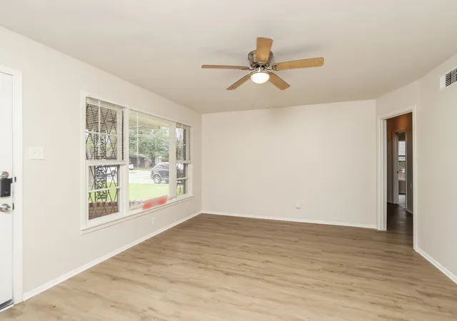 Photo 3 of Sale Pending at 1823 Houghton Rd, Dallas, TX 75217 | MLS# 21069970 | Listing updated on 2026-09-14