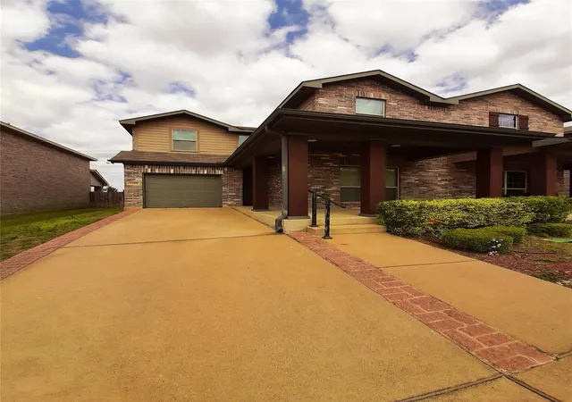 Photo 1 of Townhouse for sale at 2109 Cranberry Ct, Mesquite, TX 75181 | MLS# 21076638 | Listing updated on 2026-07-29