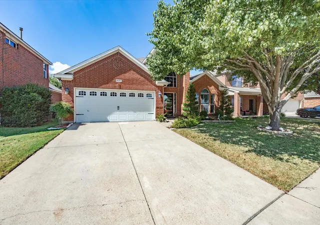 Photo 2 of Single family home for sale at 9628 Willow Branch Way, Crowley, TX 76036 | MLS# 21075001 | Listing updated on 2026-09-11