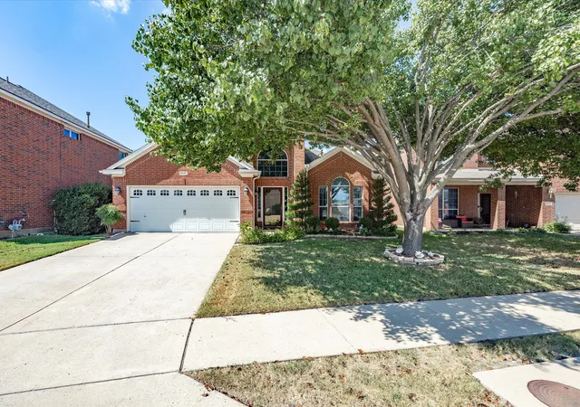 Photo 2 of Single family home for sale at 9628 Willow Branch Way, Crowley, TX 76036 | MLS# 21075001 | Listing updated on 2026-09-11