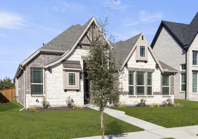 Photo 2 of Sale Pending at 8513 Cross Timber Trl, Rowlett, TX 75089 | MLS# 21079052 | Listing updated on 2026-09-27