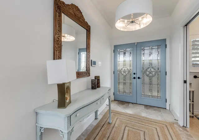 Photo 3 of Single family home for sale at 5848 Lago Vista Dr, Athens, TX 75752 | MLS# 21079018 | Listing updated on 2026-10-02