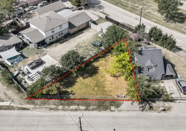 Photo 2 of Land for sale at 3519 Weisenberger Dr, Dallas, TX 75212 | MLS# 21080757 | Listing updated on 2026-09-08