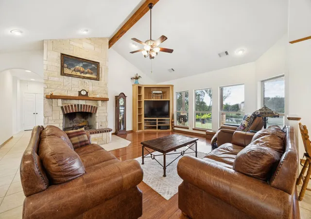 Photo 4 of Sale Pending at 2343 W Fm 455, Anna, TX 75409 | MLS# 21079498 | Listing updated on 2026-10-05