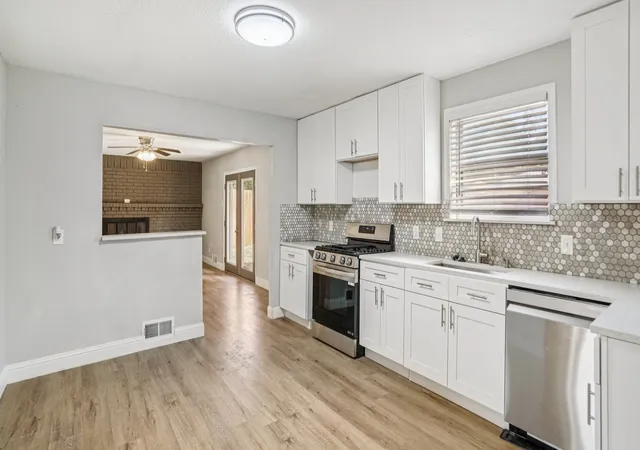 Photo 4 of Single family home for sale at 8036 Woodhue Cir, Dallas, TX 75228 | MLS# 21082268 | Listing updated on 2026-10-01