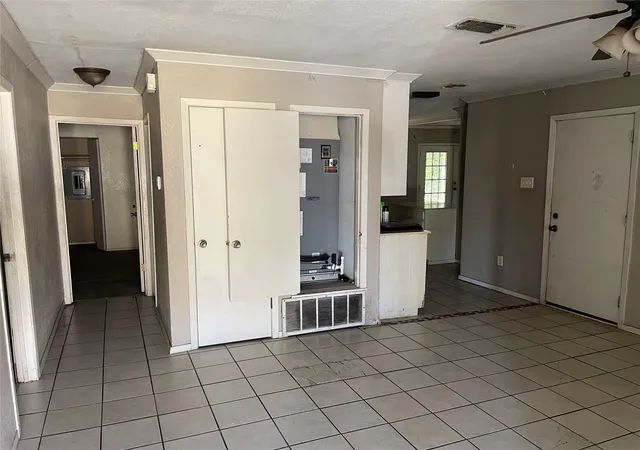 Photo 3 of Single family home for sale at 3600 Kenwood St, Waco, TX 76706 | MLS# 21086637 | Listing updated on 2026-09-12