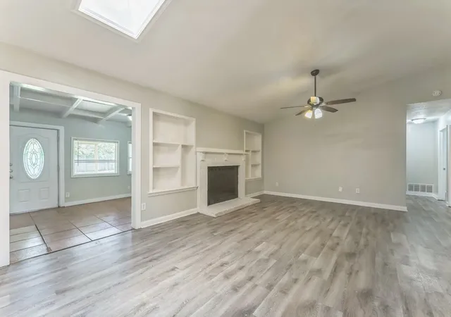 Photo 2 of Single family home for sale at 5921 Sea Breeze Ln, Fort Worth, TX 76135 | MLS# 21086735 | Listing updated on 2026-10-05