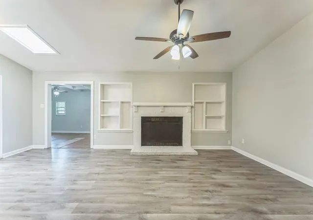 Photo 3 of Single family home for sale at 5921 Sea Breeze Ln, Fort Worth, TX 76135 | MLS# 21086735 | Listing updated on 2026-10-05