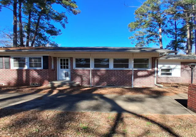 Photo 14 of Sale Pending at 106 Candy Dr, Pittsburg, TX 75686 | MLS# 21087241 | Listing updated on 2026-09-24