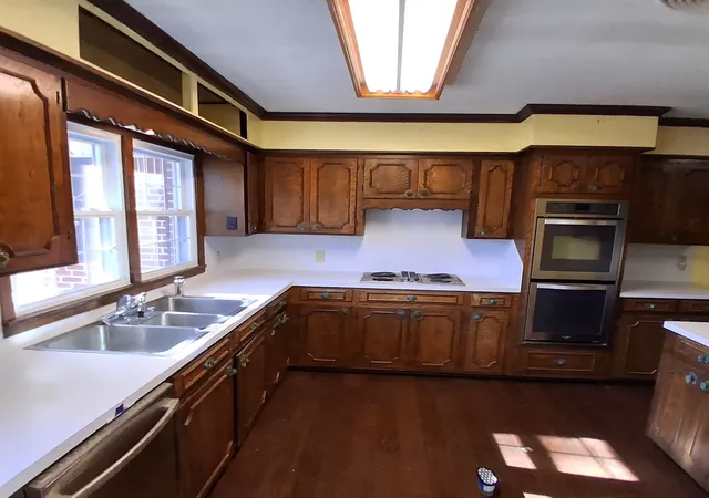 Photo 3 of Sale Pending at 106 Candy Dr, Pittsburg, TX 75686 | MLS# 21087241 | Listing updated on 2026-09-24