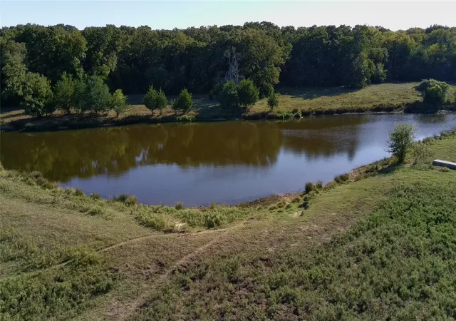 Photo 2 of Land for sale at 9190 E Fm 922, Valley View, TX 76272 | MLS# 21081891 | Listing updated on 2026-09-10