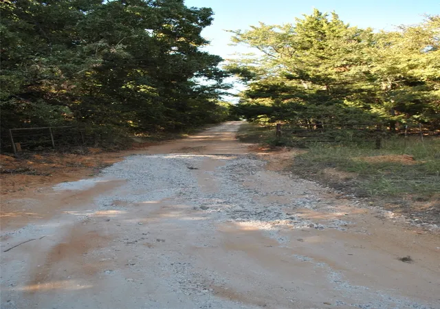 Photo 4 of Land for sale at 9190 E Fm 922, Valley View, TX 76272 | MLS# 21081891 | Listing updated on 2026-09-10