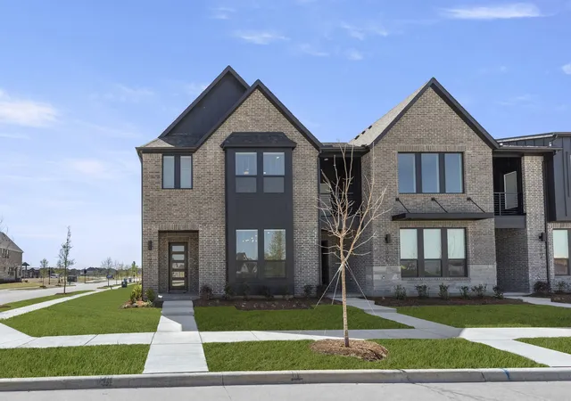 Photo 1 of Sale Pending at 3900 Keya Dr, Prosper, TX 75078 | MLS# 21092509 | Listing updated on 2026-09-10