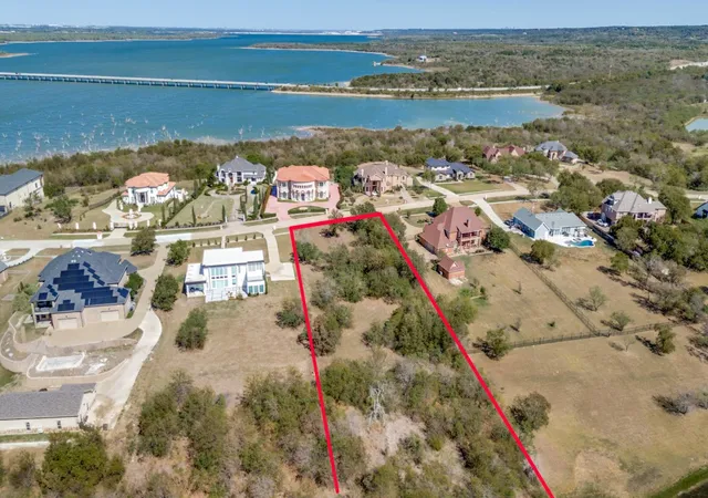Photo 3 of Land for sale at 1036 Mallard Pointe Dr, Cedar Hill, TX 75104 | MLS# 21093774 | Listing updated on 2026-07-29