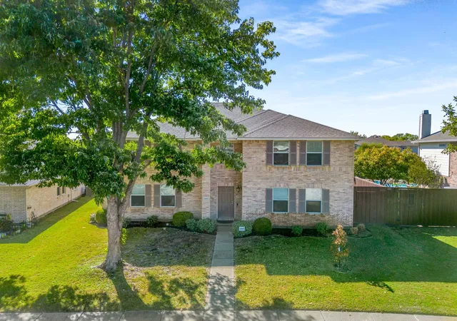 Photo 3 of Single family home for sale at 2905 Meadow Bluff Dr, Wylie, TX 75098 | MLS# 21083171 | Listing updated on 2026-09-14