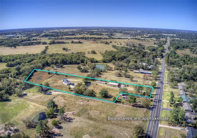 Photo 4 of Single family home for sale at 3974 Texas Hwy 11 E, Sulphur Springs, TX 75482 | MLS# 21092037 | Listing updated on 2026-09-10