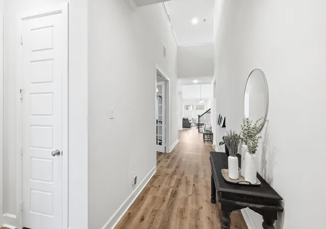 Photo 3 of Single family home for sale at 1717 Lavender Ln, Argyle, TX 76226 | MLS# 21094697 | Listing updated on 2026-08-01