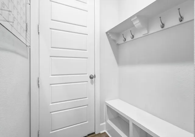 Photo 4 of Single family home for sale at 1717 Lavender Ln, Argyle, TX 76226 | MLS# 21094697 | Listing updated on 2026-08-01