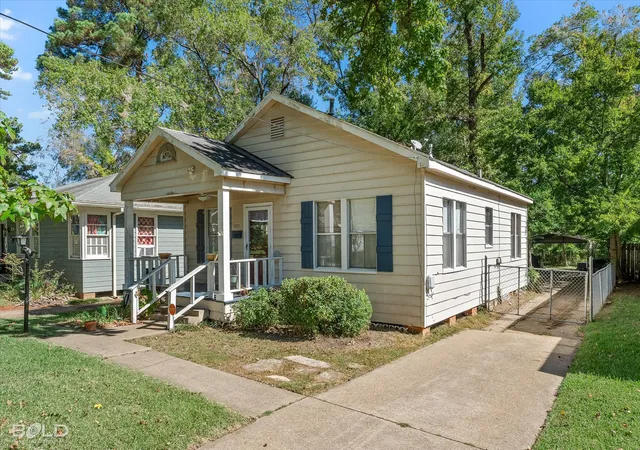 Photo 2 of Single family home for sale at 3853 Maryland Ave, Shreveport, LA 71106 | MLS# 21096577 | Listing updated on 2026-09-10