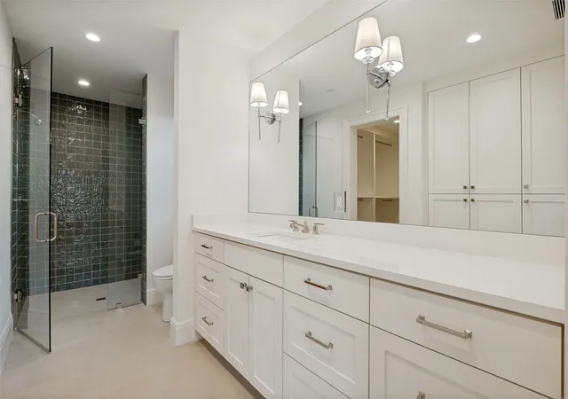 Photo 4 of Single family home for sale at 3420 Lovers Ln #B, Dallas, TX 75225 | MLS# 21071831 | Listing updated on 2026-09-08