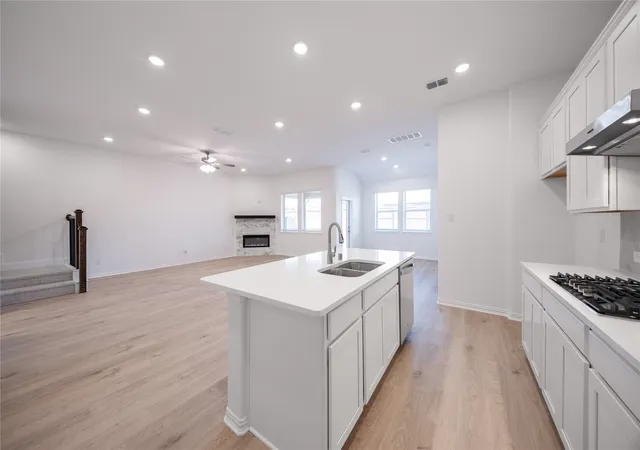 Photo 4 of Single family home for sale at 3921 Jasper Ln, Celina, TX 75009 | MLS# 21098176 | Listing updated on 2026-09-13