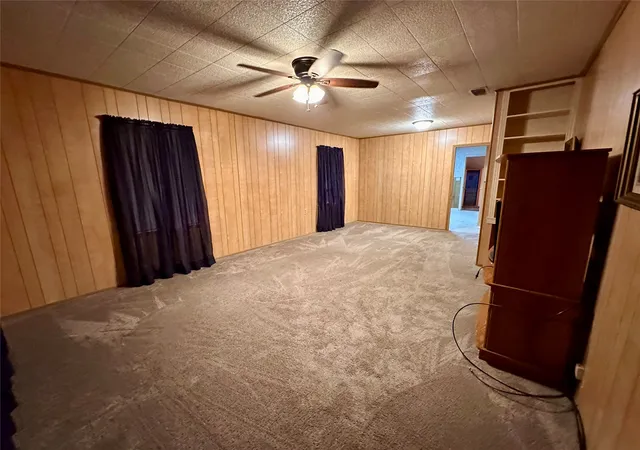 Photo 3 of Sale Pending at 1000 W Custer St, Seymour, TX 76380 | MLS# 21098502 | Listing updated on 2026-07-31