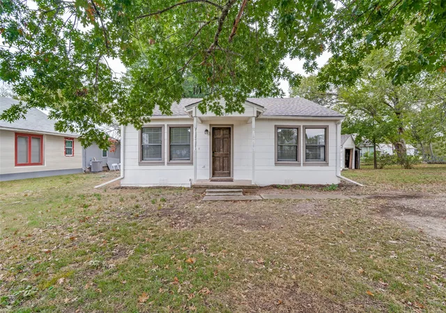 Photo 1 of Single family home for sale at 2207 Drake St, Caddo Mills, TX 75135 | MLS# 21098686 | Listing updated on 2026-07-31