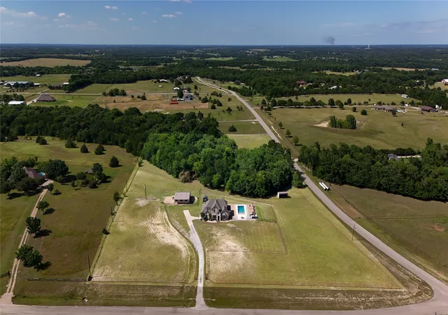 Photo 3 of Single family home for sale at 5033 Brook Ln, Anna, TX 75409 | MLS# 21098697 | Listing updated on 2026-09-14