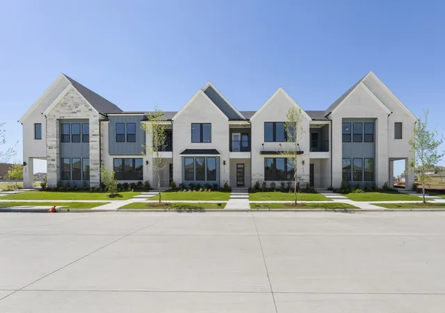 Photo 1 of Townhouse for sale at 4429 Flowerpot Dr, Prosper, TX 75078 | MLS# 21099342 | Listing updated on 2026-10-19