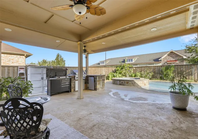 Photo 4 of Sale Pending at 521 Bailer Dr, Crowley, TX 76036 | MLS# 21099058 | Listing updated on 2026-07-30