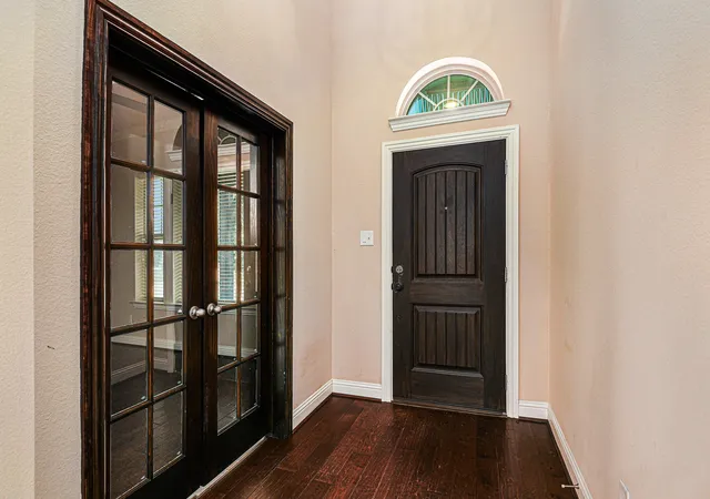 Photo 3 of Single family home for sale at 204 Lilypad Bnd, Argyle, TX 76226 | MLS# 21098199 | Listing updated on 2026-09-10