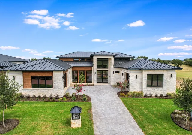 Photo 1 of Single family home for sale at 109 Island Ct, Horseshoe Bay, TX 78657 | MLS# 21102441 | Listing updated on 2026-09-14