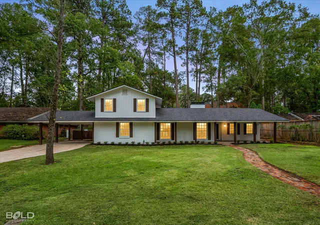 Photo 2 of Single family home for sale at 517 Pierremont Cir, Shreveport, LA 71106 | MLS# 21096121 | Listing updated on 2026-09-13