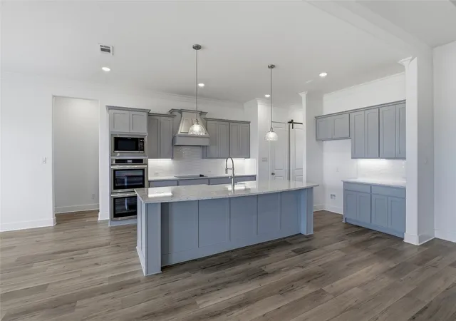 Photo 4 of Single family home for sale at 808 Valley Ridge Rd, Van Alstyne, TX 75495 | MLS# 21102292 | Listing updated on 2026-10-07