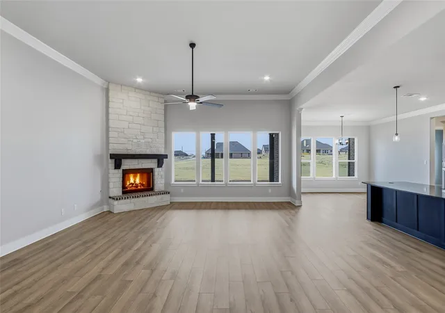 Photo 4 of Single family home for sale at 812 Valley Ridge Rd, Van Alstyne, TX 75495 | MLS# 21102280 | Listing updated on 2026-09-10