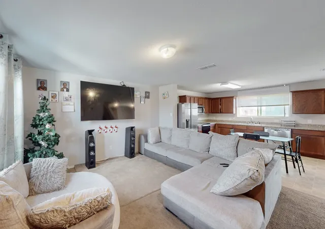 Photo 1 of Single family home for sale at 7812 Schooner Dr, Fort Worth, TX 76179 | MLS# 21104810 | Listing updated on 2026-09-10