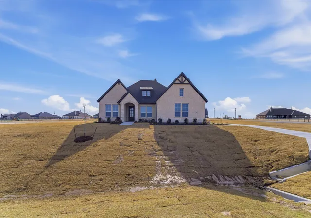 Photo 2 of Single family home for sale at 400 Texas Sage Trl, Weatherford, TX 76085 | MLS# 21105407 | Listing updated on 2026-10-05