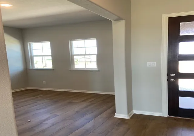 Photo 3 of Sale Pending at 900 County Road 200, Valley View, TX 76272 | MLS# 21105914 | Listing updated on 2026-09-12