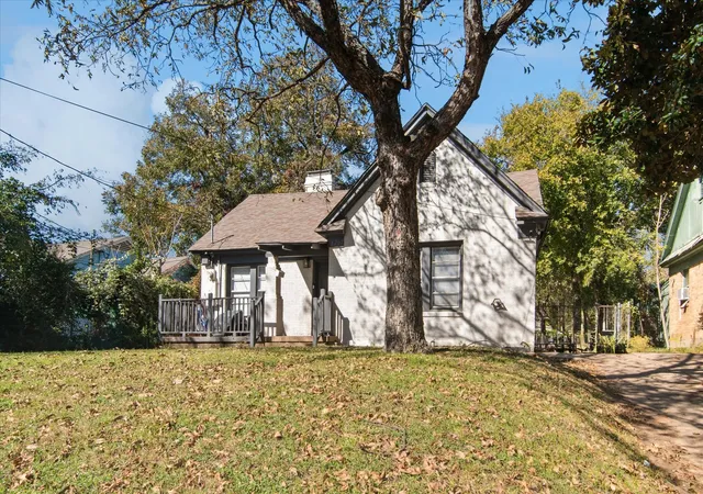 Photo 3 of Single family home for sale at 3207 Pine St, Dallas, TX 75215 | MLS# 21104177 | Listing updated on 2026-09-12
