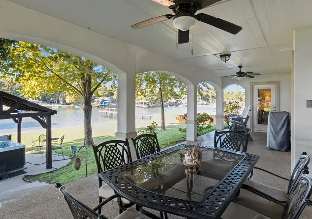 Photo 3 of Single family home for sale at 189 Ben Lacy Dr, Gun Barrel City, TX 75156 | MLS# 21101363 | Listing updated on 2026-09-11