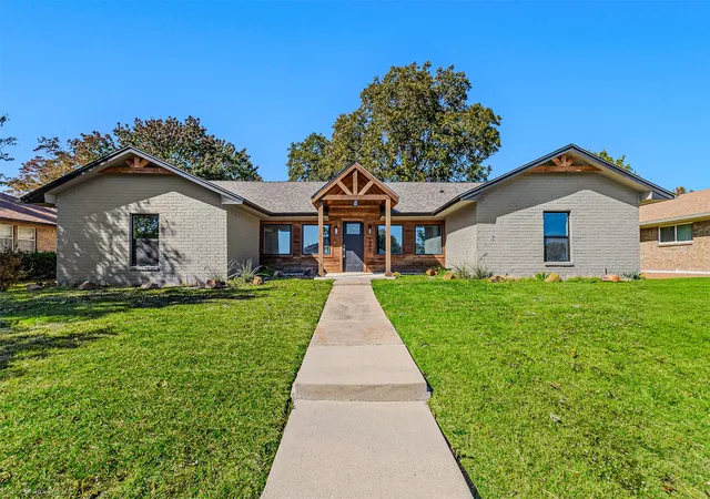 Photo 2 of Single family home for sale at 1301 Pecan Valley Dr, Garland, TX 75043 | MLS# 21106612 | Listing updated on 2026-09-14