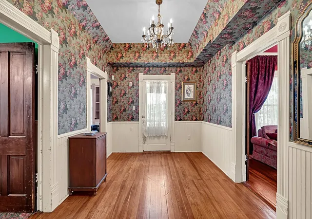 Photo 3 of Single family home for sale at 515 Hackberry St, Clifton, TX 76634 | MLS# 21102826 | Listing updated on 2026-09-10