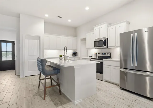 Photo 2 of Single family home for sale at 2673 River Bank Dr, Burleson, TX 76028 | MLS# 21110360 | Listing updated on 2026-08-01