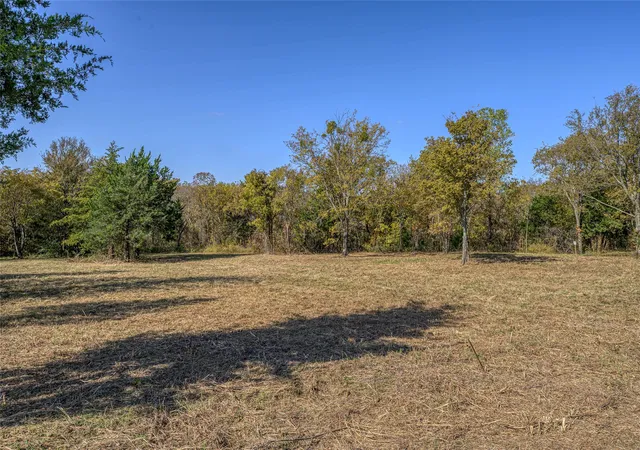 Photo 1 of Land for sale at 147 Shadow Trl, Sherman, TX 75092 | MLS# 21112265 | Listing updated on 2026-09-28