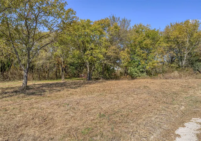 Photo 3 of Land for sale at 147 Shadow Trl, Sherman, TX 75092 | MLS# 21112265 | Listing updated on 2026-09-28