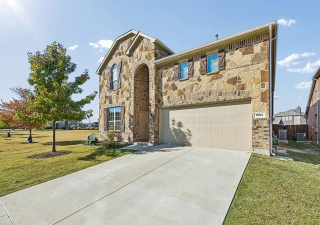 Photo 3 of Sale Pending at 1353 Lake Grove Dr, Little Elm, TX 75068 | MLS# 21105481 | Listing updated on 2026-07-29