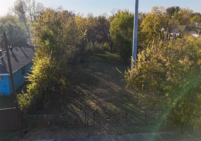 Photo 1 of Land for sale at 4009 Hammerly Dr, Dallas, TX 75212 | MLS# 21114193 | Listing updated on 2026-09-10