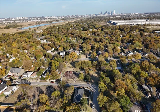 Photo 4 of Land for sale at 4009 Hammerly Dr, Dallas, TX 75212 | MLS# 21114193 | Listing updated on 2026-09-10