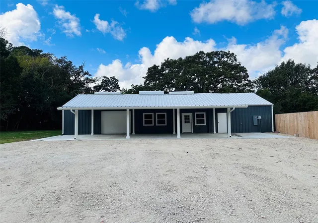 Photo 1 of Sale Pending at 5144 Us Hwy 175 E, Athens, TX 75752 | MLS# 21114590 | Listing updated on 2026-09-08