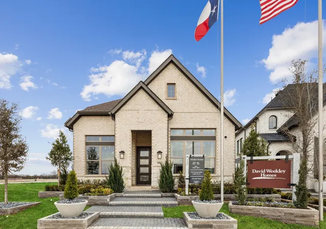 Photo 1 of Single family home for sale at 2078 Cuellar Way, Van Alstyne, TX 75495 | MLS# 21114825 | Listing updated on 2026-10-04